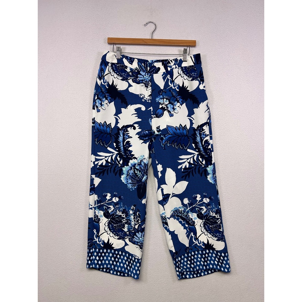 Coastal Resort Chico's Womens 0.5 Size 6 Blue White Floral Wide Leg Crop Pants